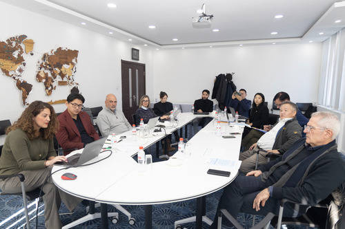 Ургамлын идээлэгтэй сарлагийн био арьс, арьсан бүтээгдэхүүн зах зээлд нэвтрүүлэх төслийн багийнхан уулзлаа